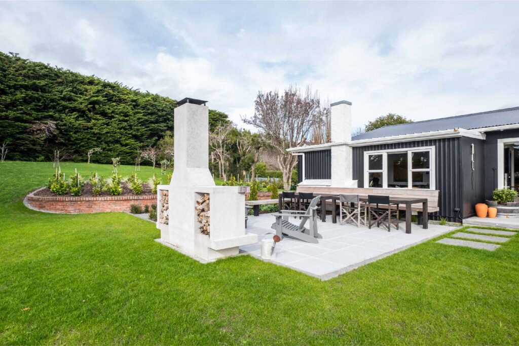 Distinctive Home and Landscapes - Paremata Road - Fireplace AFTER