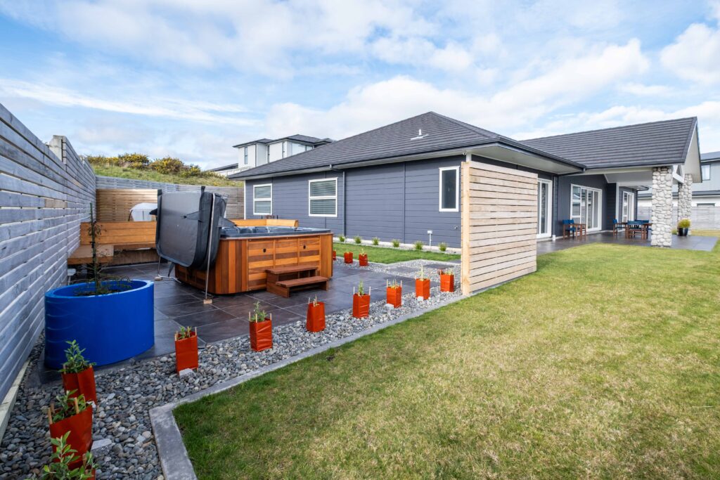 Distinctive Home and Landscapes - Rotorua Grove - Lawn AFTER 2